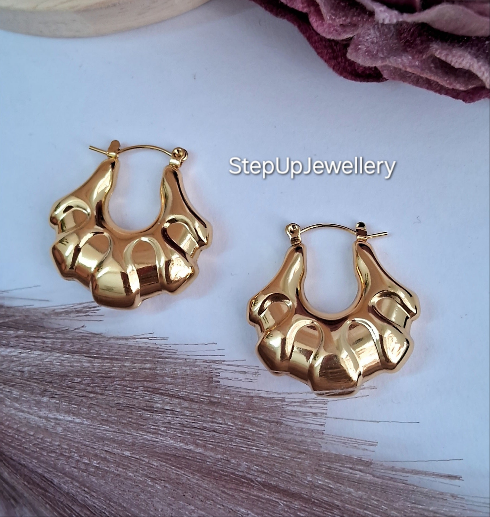 Tiana Hoop Earrings || 18K Gold-Plated waterproof-Step - Up