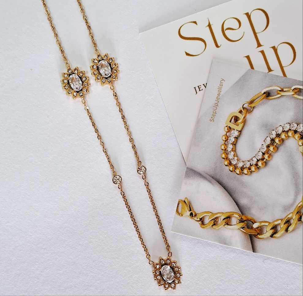 Annie Necklace