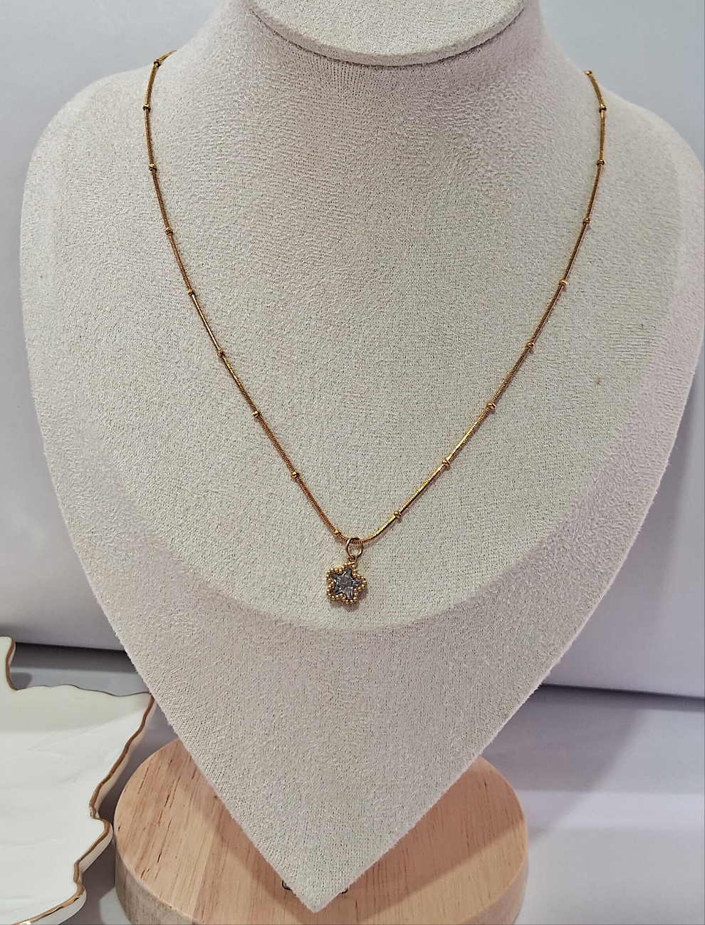 Tose Necklace