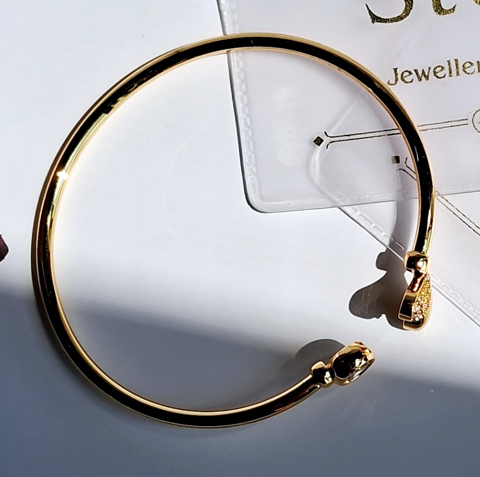 Starglow Bracelet || 18K Gold-Plated-Step - Up