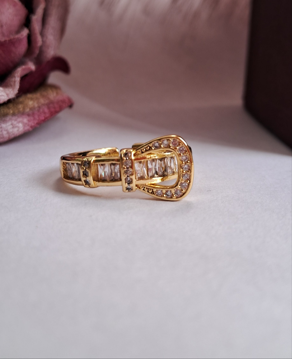 Ariana Ring
