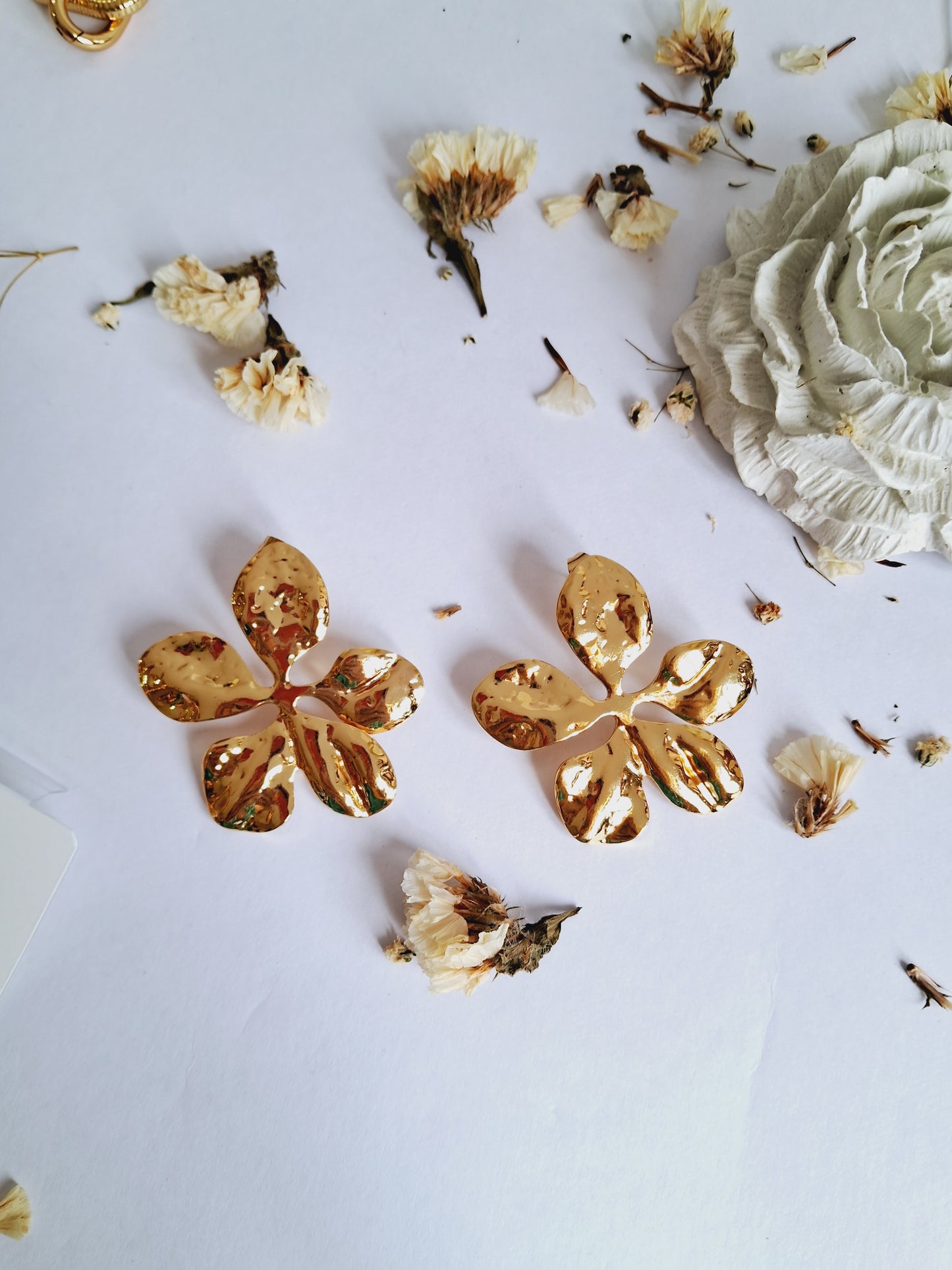 Flora Earrings-Step - Up