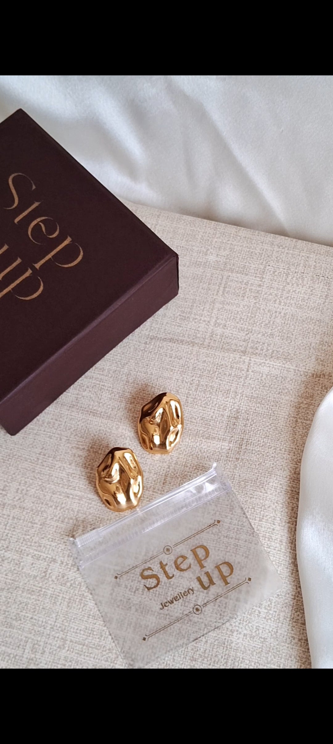 Dainty Earrings | 18K Gold-Plated-Step - Up