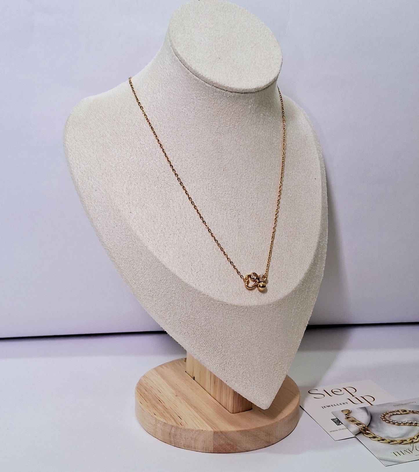 Jiva necklace
