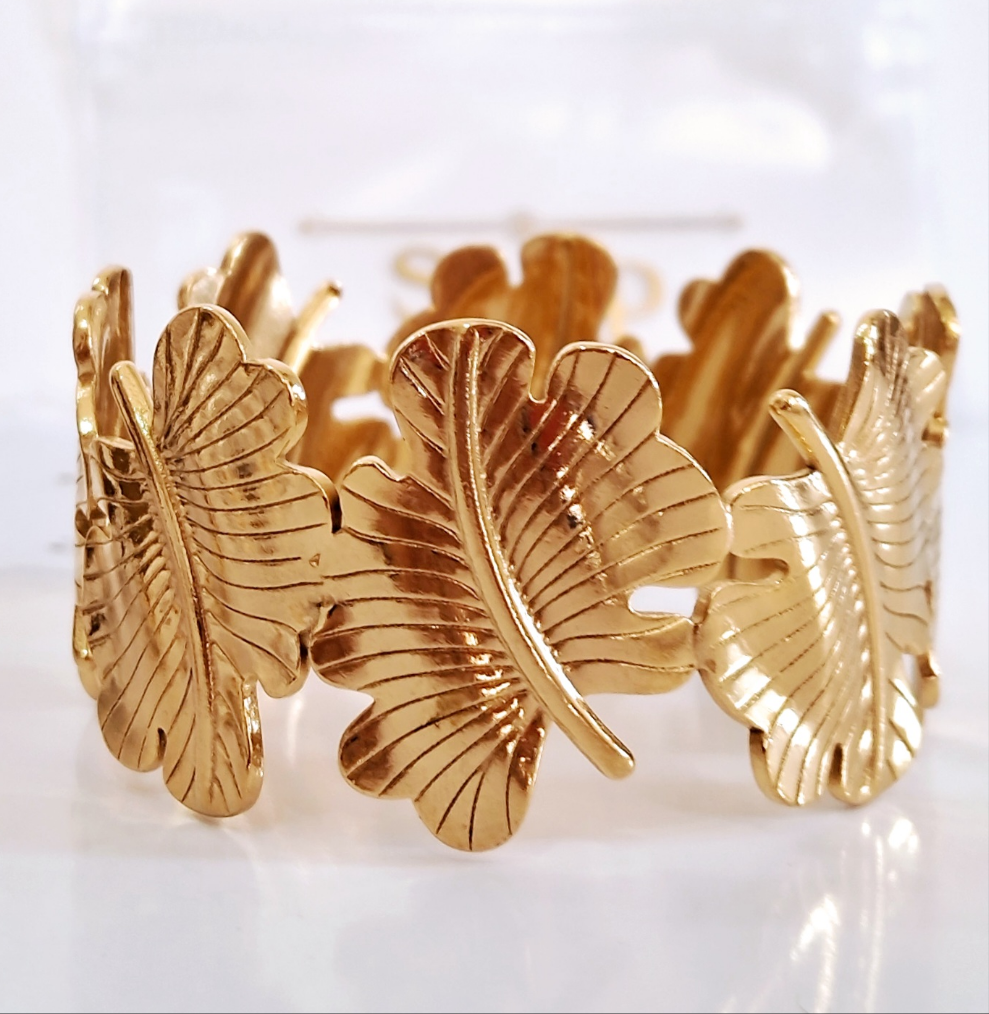 Kelly Cuff Bracelet  || 18K Gold-Plated waterproof-Step - Up