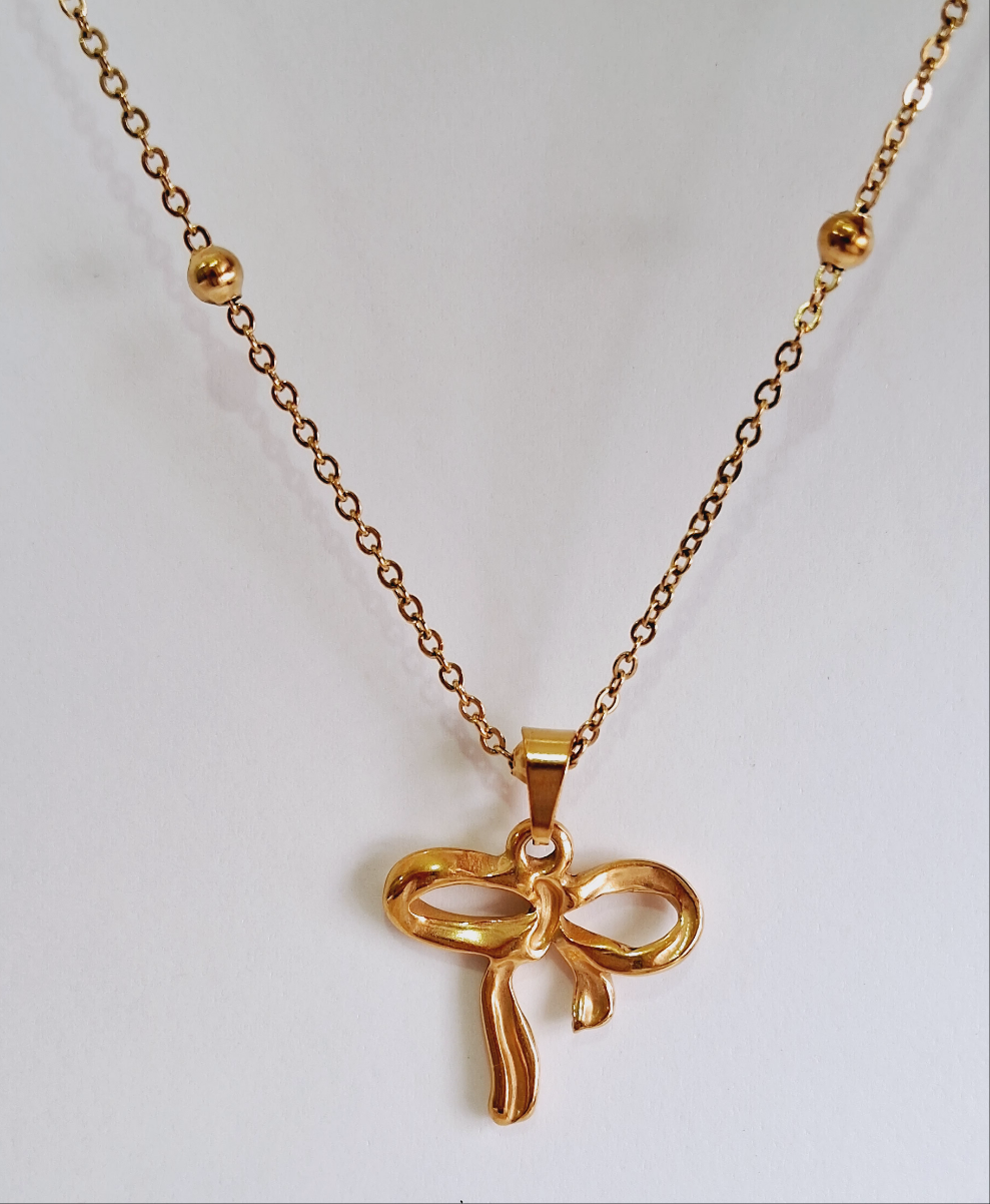 Aria Bow Necklace | 18K Gold-Plated
