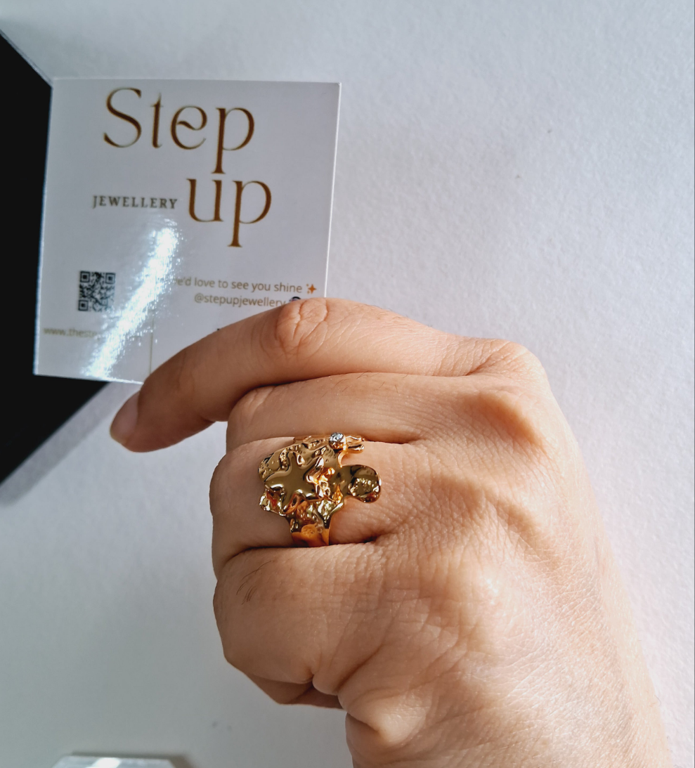 Elena Ring-Step - Up