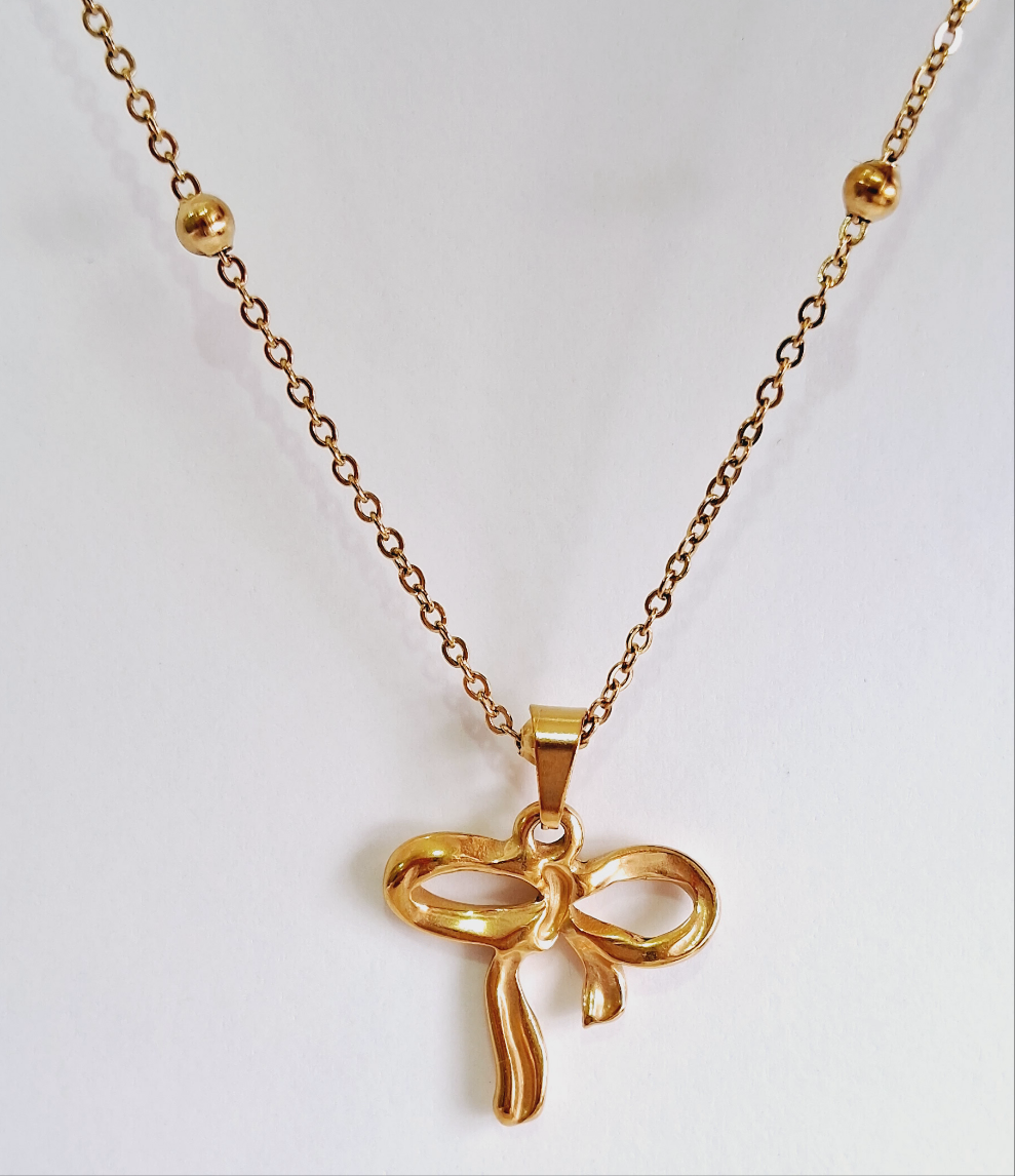Aria Bow Necklace | 18K Gold-Plated