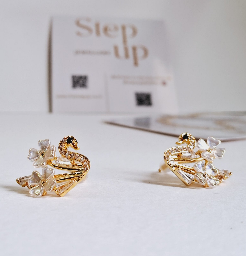 Swans  earrings-Step - Up