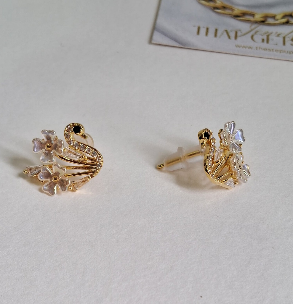 Swans  earrings-Step - Up