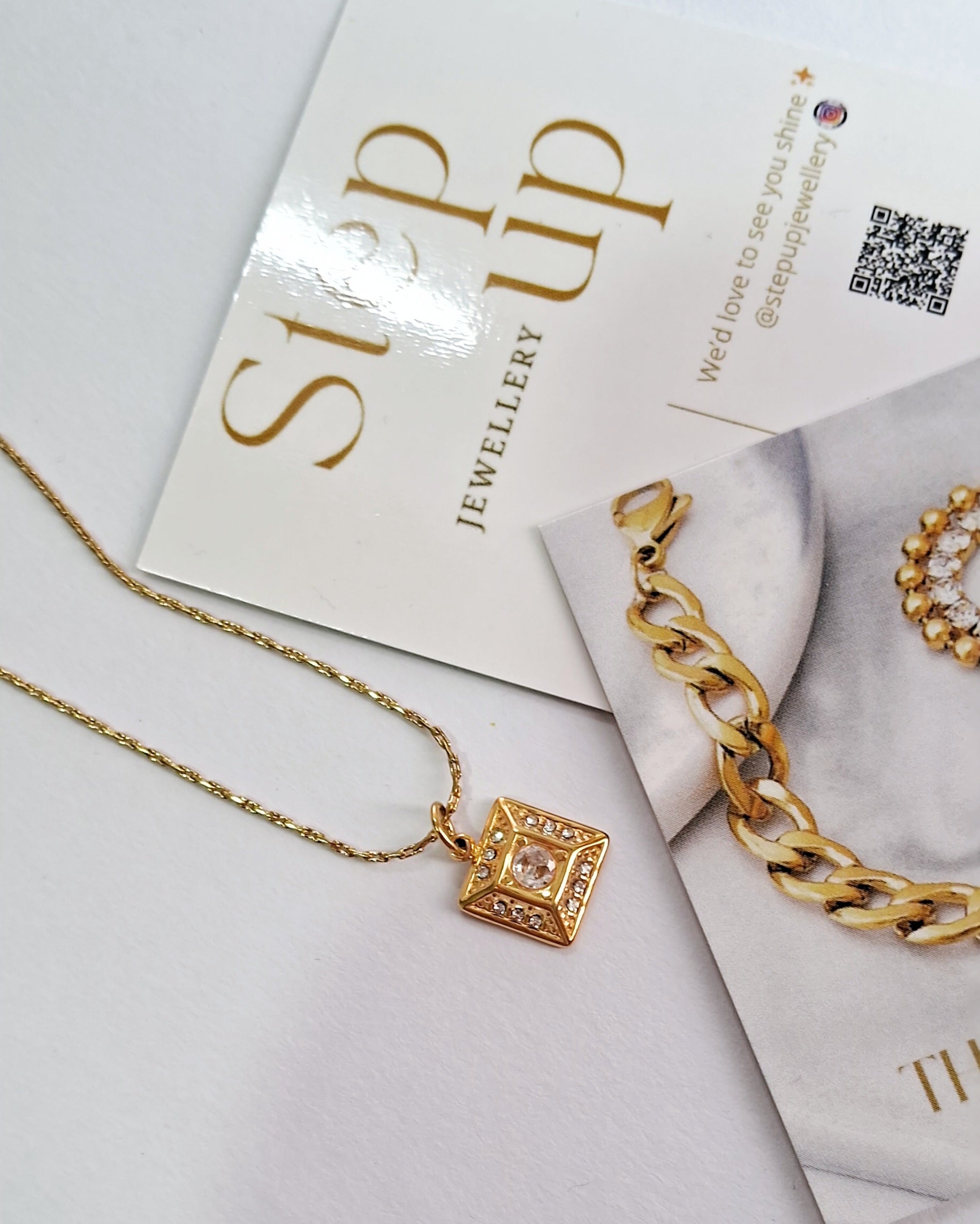 Siya necklace-Step - Up