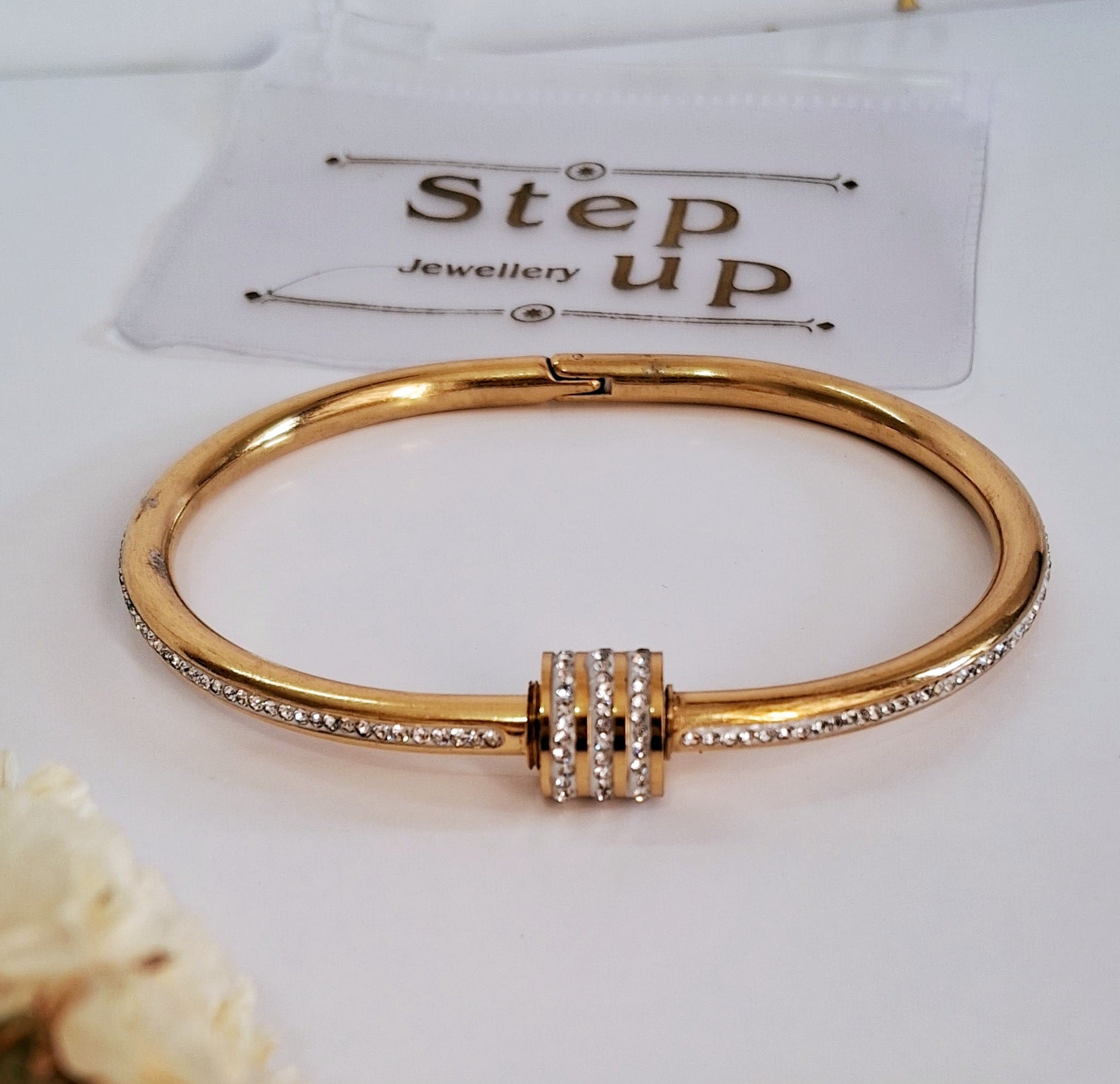 Starlet Cuff Bracelet || 18K Gold-Plated waterproof-Step - Up