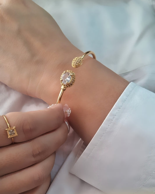The Haze Cuff-Step - Up