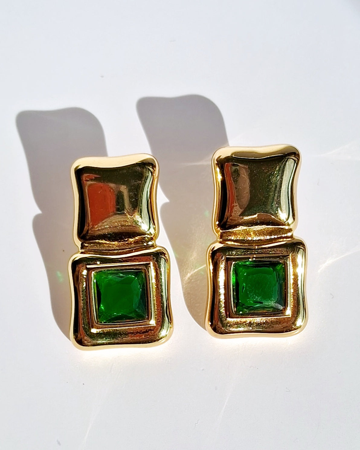 Grace Earrings || 18K Gold-Plated-Step - Up