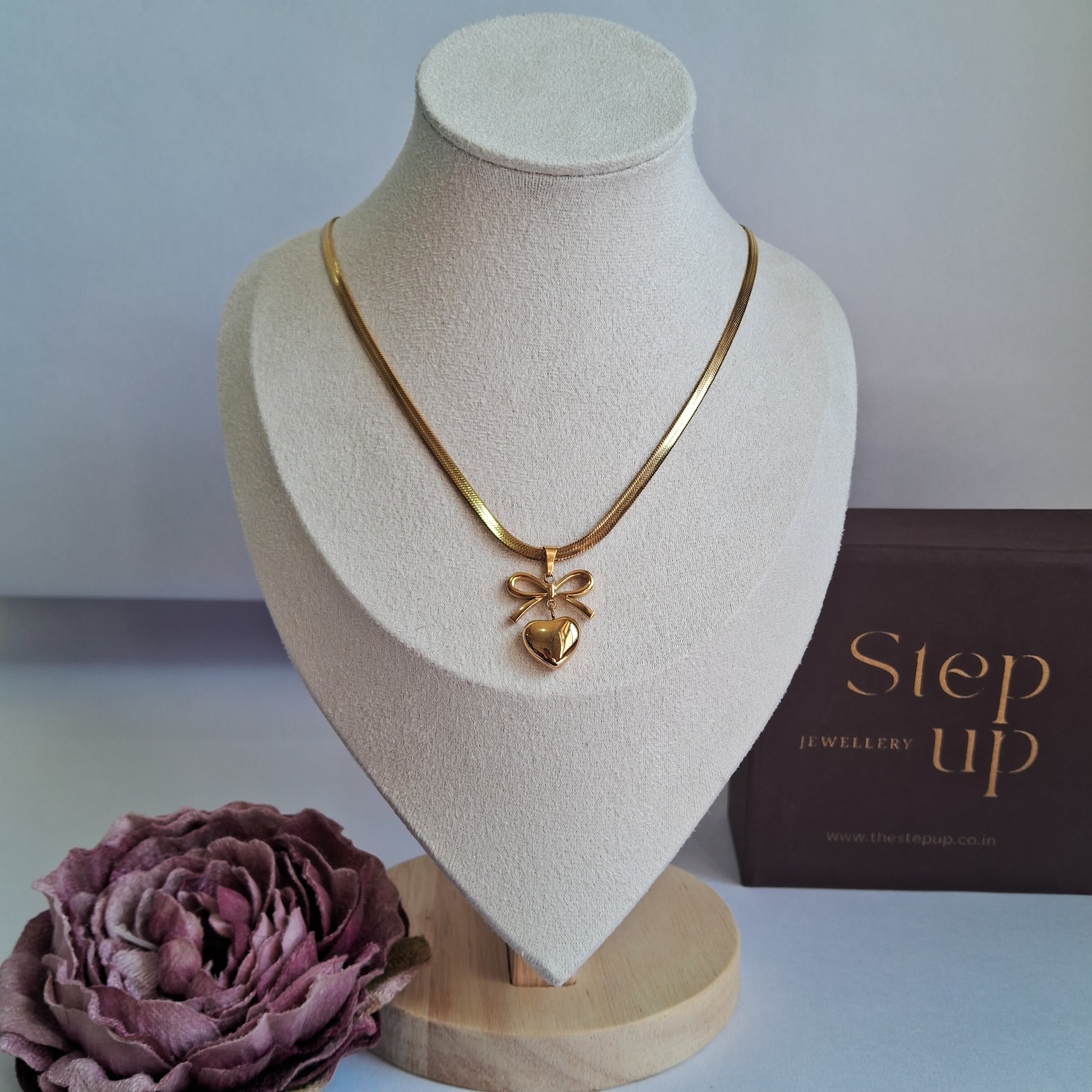 Bow heart  Necklace || 18K Gold-Plated-Step - Up
