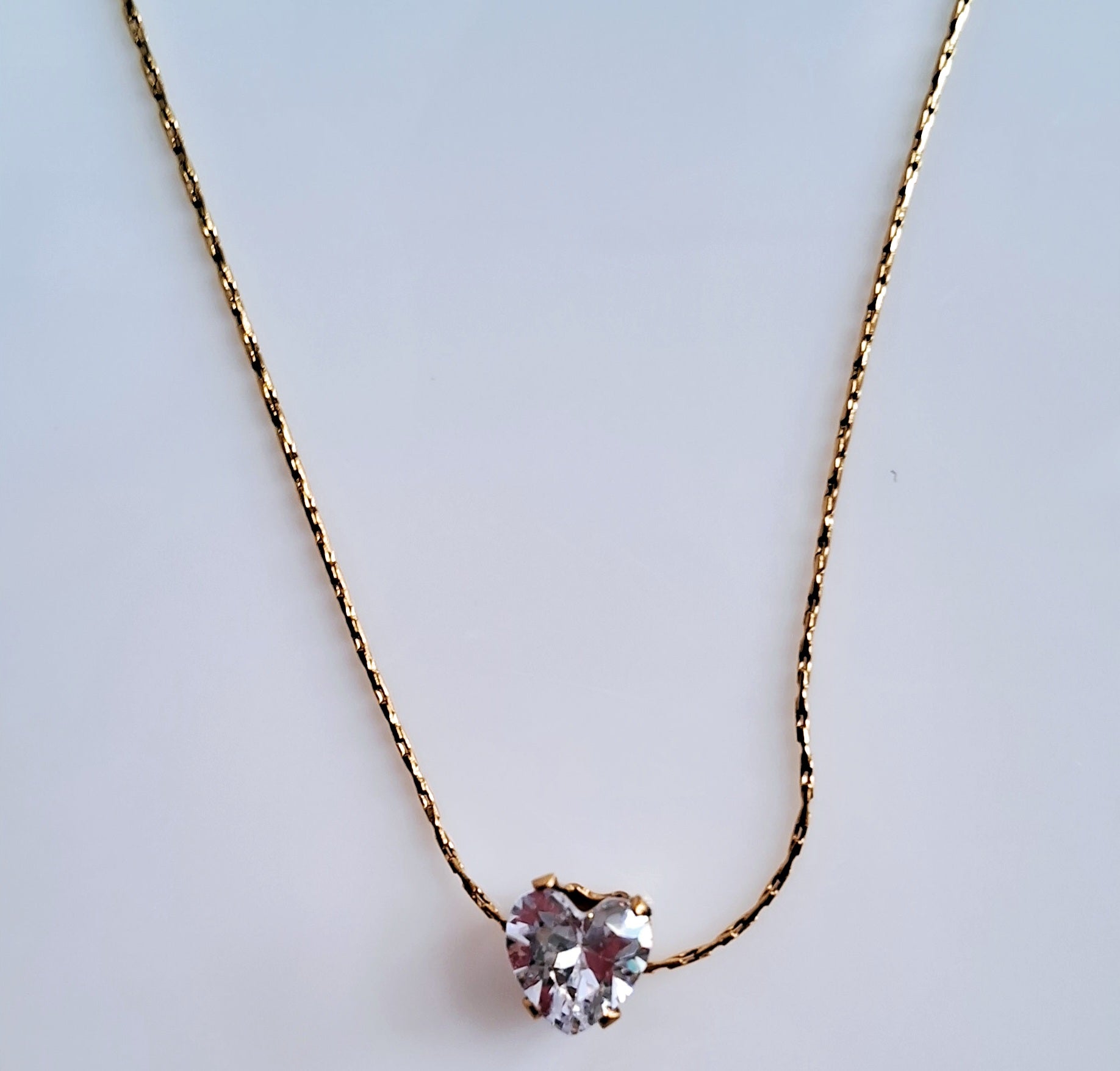 Heart Stone  Necklace  || 18K Gold-Plated-Step - Up