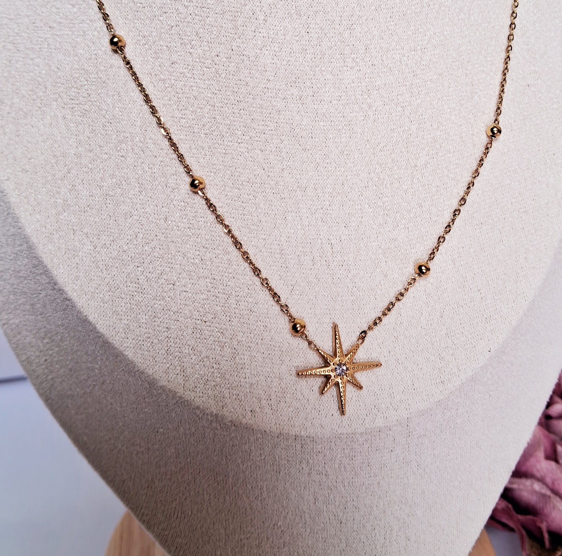 Meryl necklace-Step - Up