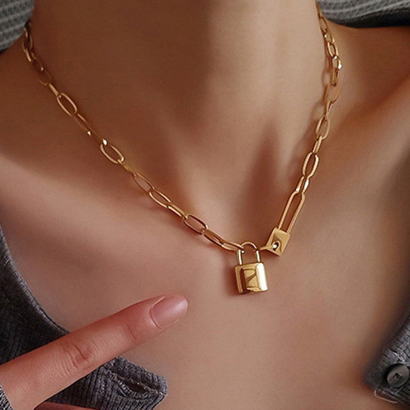 Hyna necklace-Step - Up